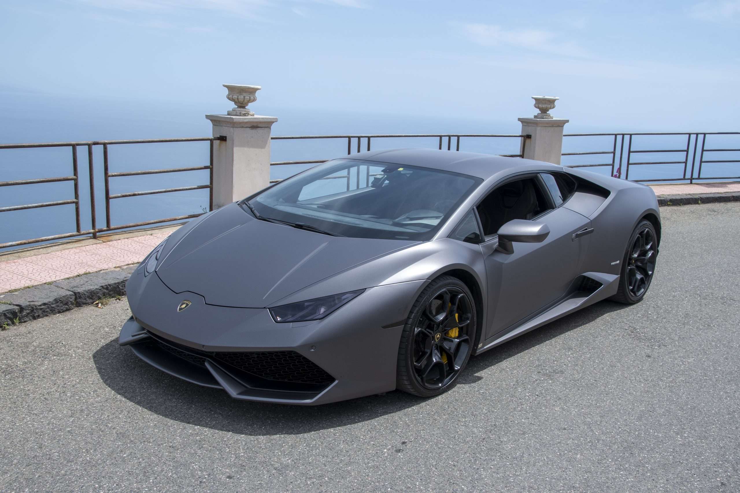 Test drive Lamborghini Huracàn
